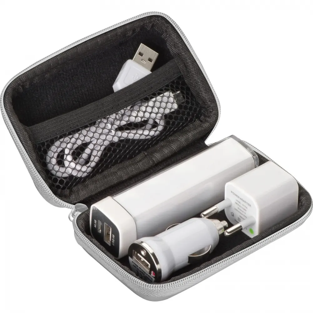 Zestaw podróżny power bank 2200 mAh i wtyczki JUSTIN, wariant 2008106, zdjęcie 1 z 10